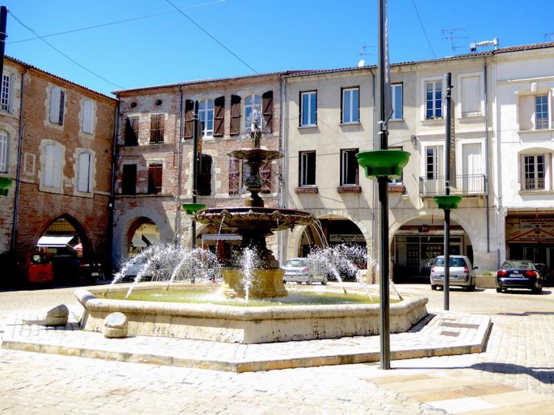 Appartement Catharina Villeneuve-sur-Lot Εξωτερικό φωτογραφία